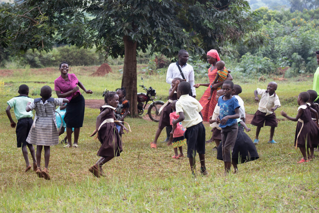 Behind the Lena | Saviour Junior School Children Dancing